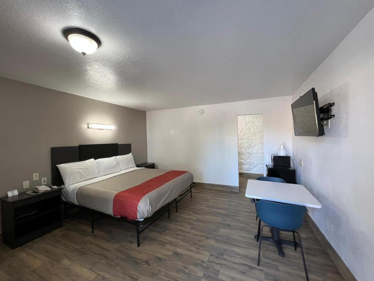 Motel 6-Orange, Ca - Anaheim מראה חיצוני תמונה