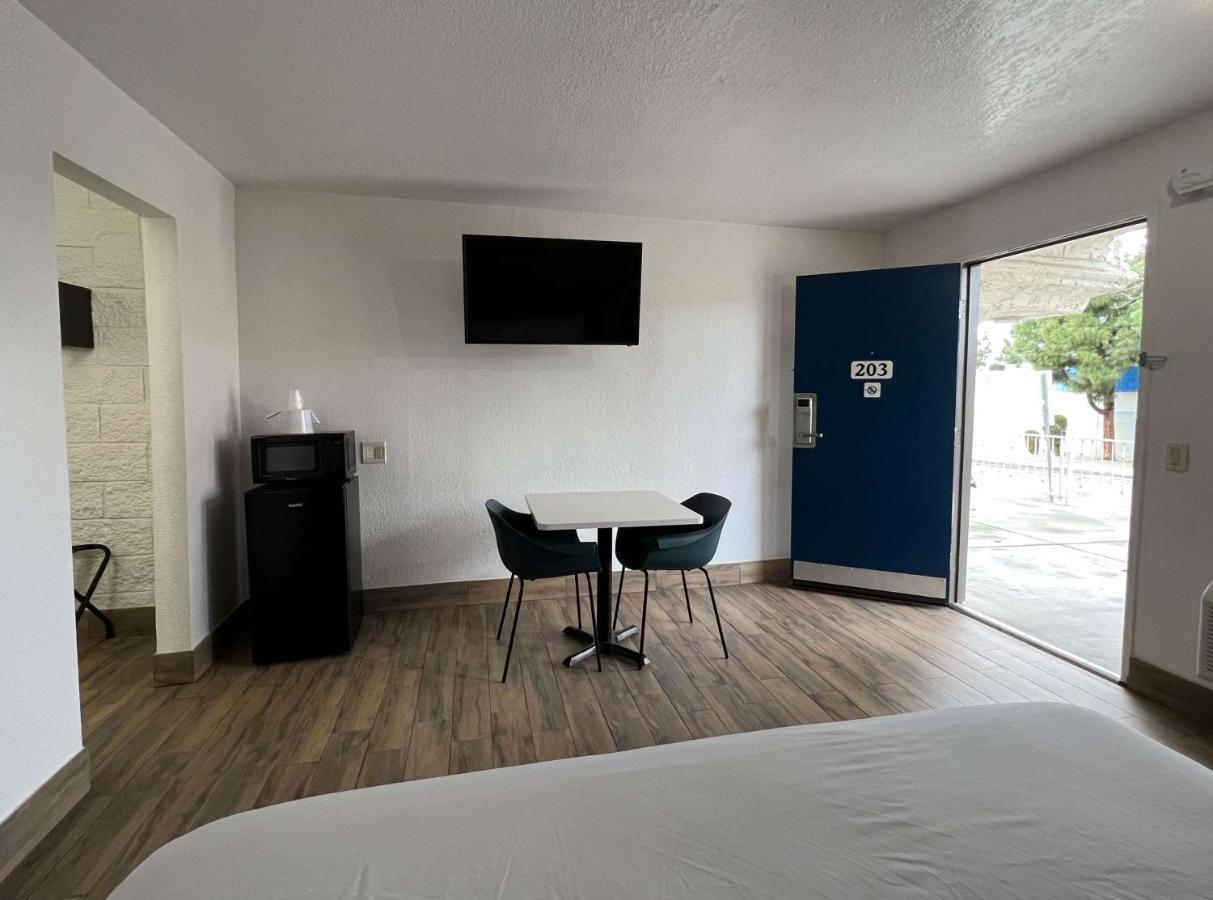 Motel 6-Orange, Ca - Anaheim מראה חיצוני תמונה